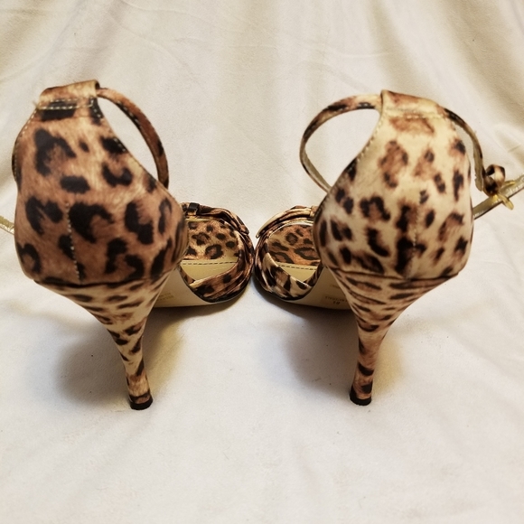 Shoes - Picture 3 of 5